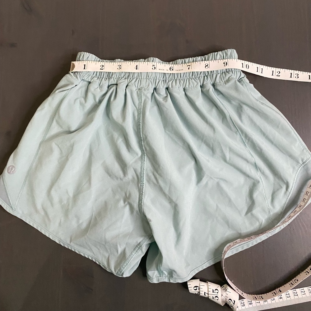 Lululemon Hotty Hot Low Rise Short - Picture 6 of 8
